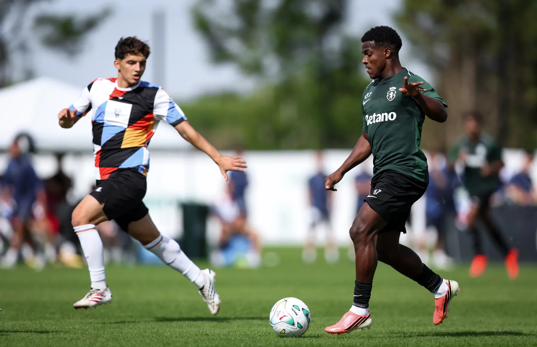 Sporting vence Atlético CP em jogo-treino